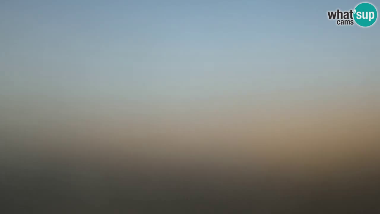 Webcam Torre dei Corsari – Vista live sulla spiaggia da Punta Usai