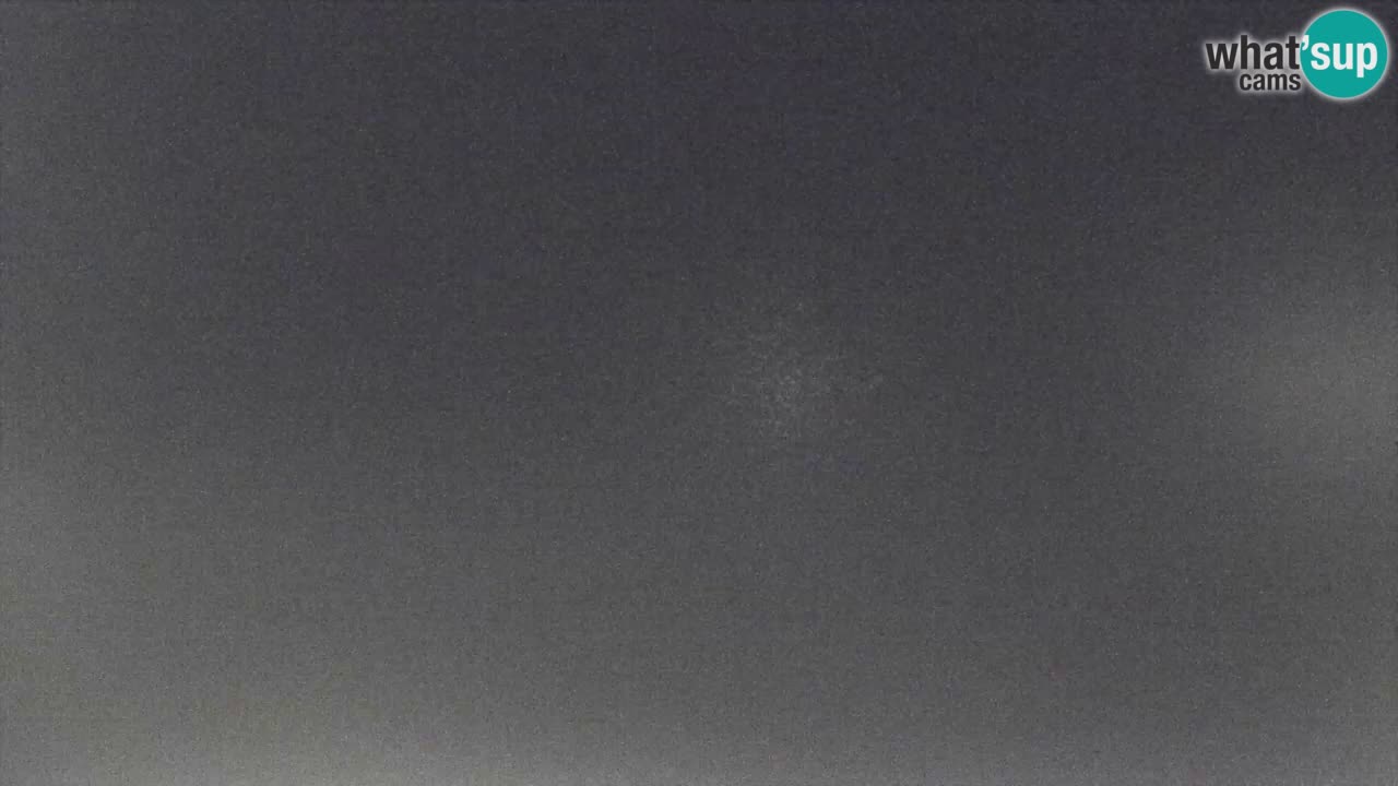 Spletna kamera Torre dei Corsari – Pogled v živo na plažo s Punta Usai