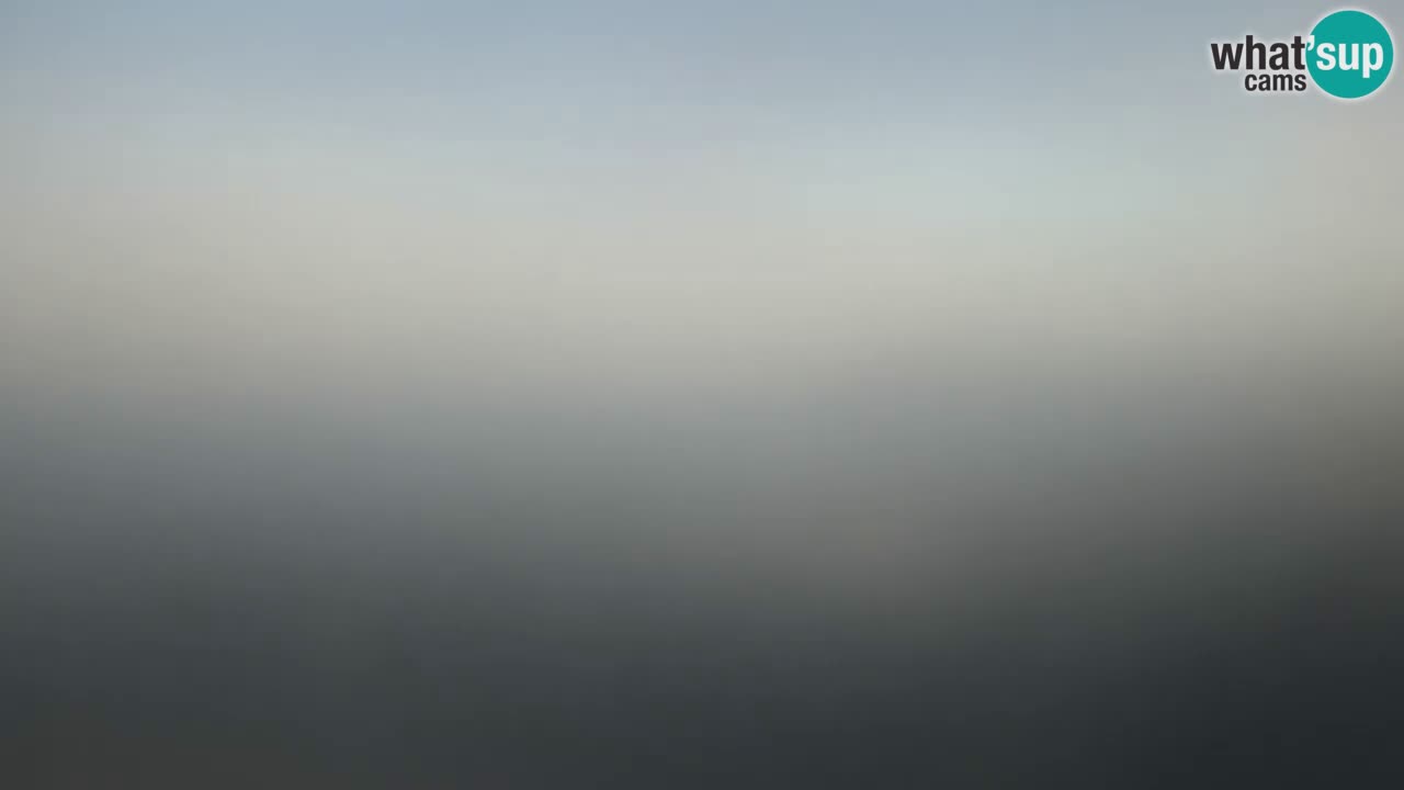 Web kamera Torre dei Corsari – Pogled uživo na plažu s Punta Usai