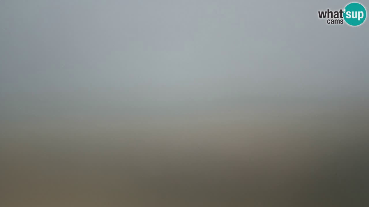 Spletna kamera Torre dei Corsari – Pogled v živo na plažo s Punta Usai