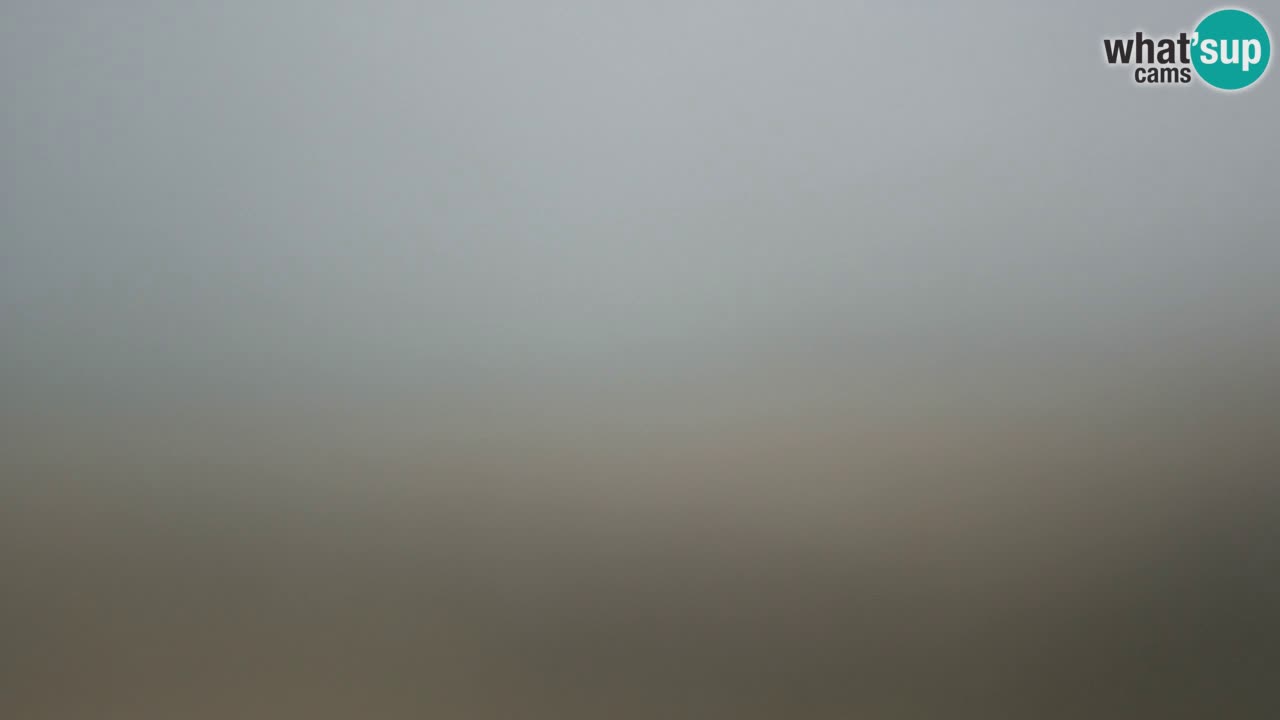 Spletna kamera Torre dei Corsari – Pogled v živo na plažo s Punta Usai