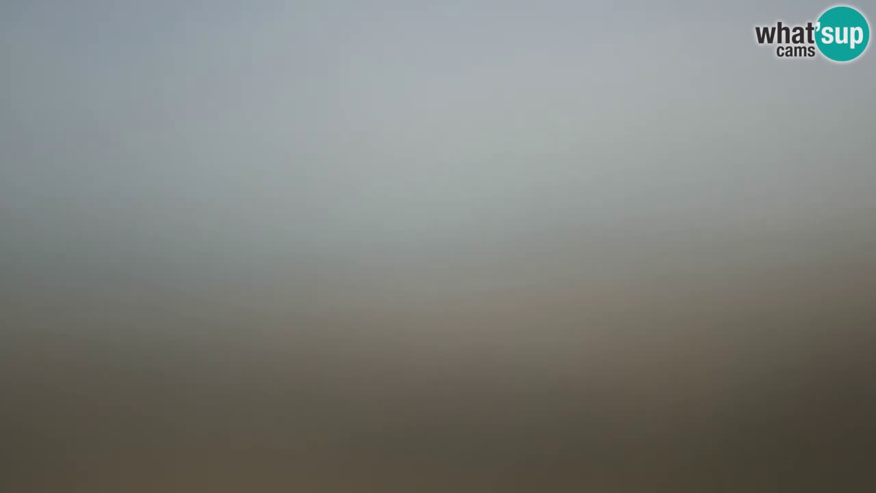 Spletna kamera Torre dei Corsari – Pogled v živo na plažo s Punta Usai