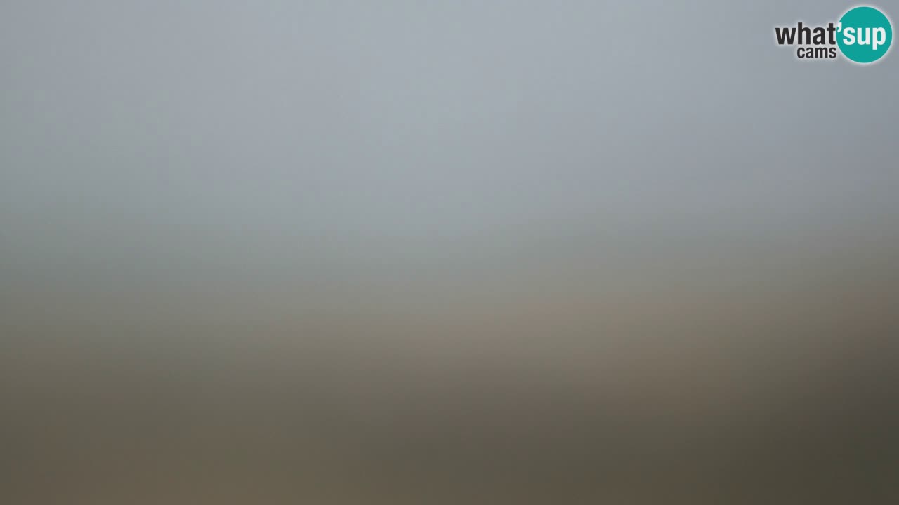 Spletna kamera Torre dei Corsari – Pogled v živo na plažo s Punta Usai