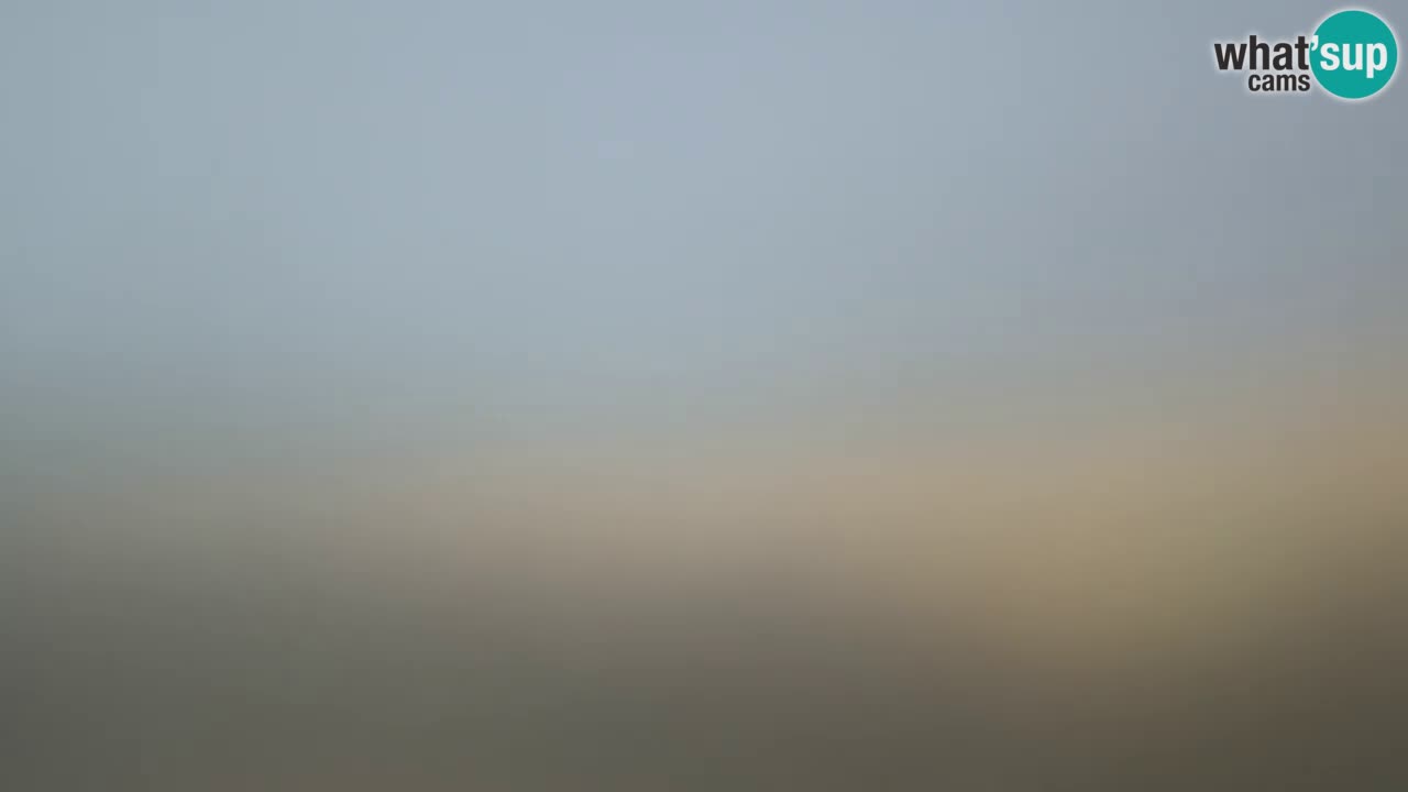 Webcam Torre dei Corsari – Vue en direct sur la plage depuis Punta Usai