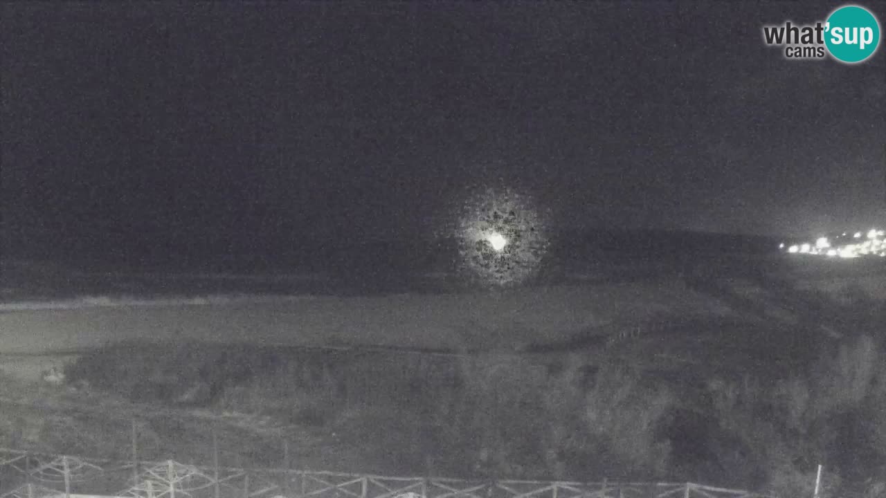 Webcam Torre dei Corsari – Vista live sulla spiaggia da Punta Usai