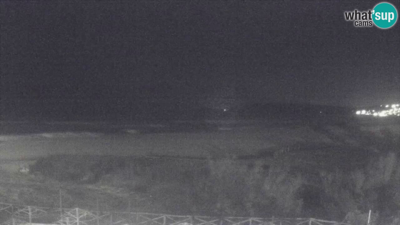 Spletna kamera Torre dei Corsari – Pogled v živo na plažo s Punta Usai