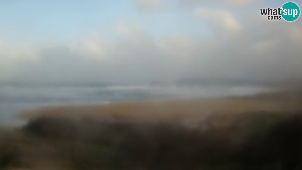 Webcam Torre dei Corsari – Vista live sulla spiaggia da Punta Usai