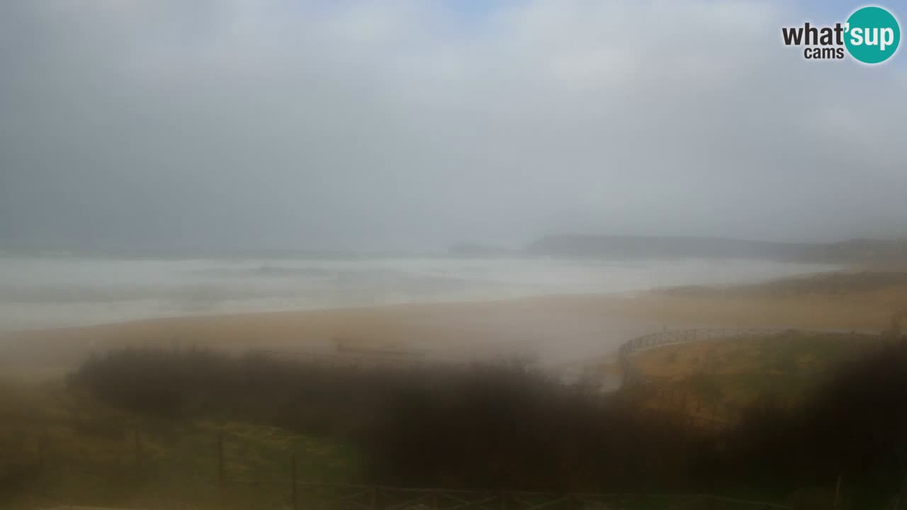 Web kamera Torre dei Corsari – Pogled uživo na plažu s Punta Usai