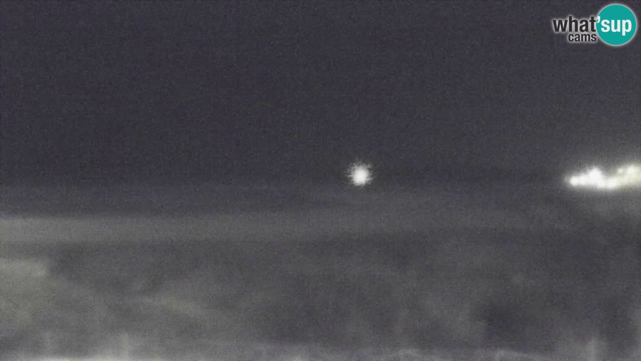 Web kamera Torre dei Corsari – Pogled uživo na plažu s Punta Usai