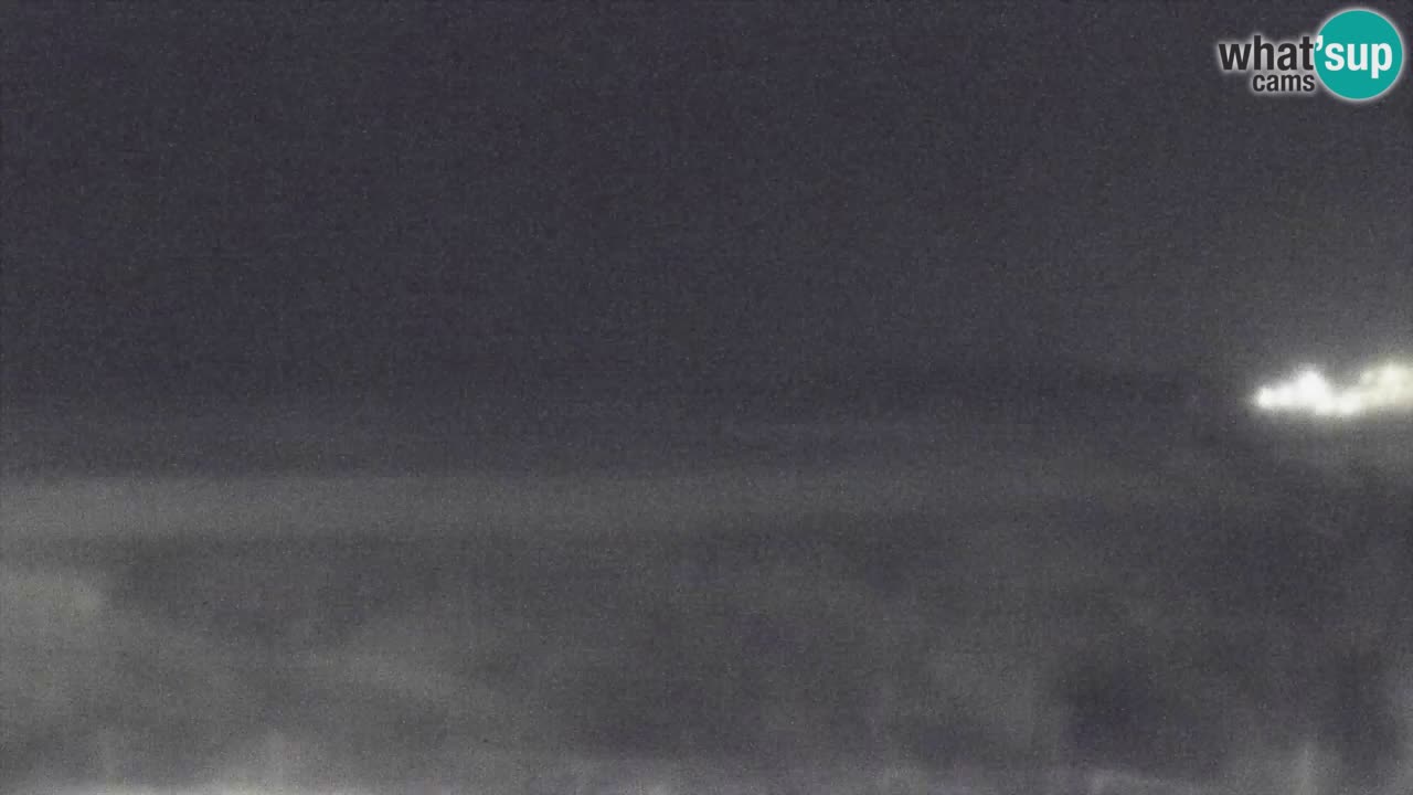 Web kamera Torre dei Corsari – Pogled uživo na plažu s Punta Usai