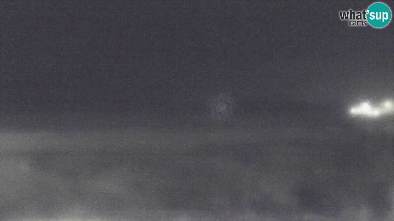 Web kamera Torre dei Corsari – Pogled uživo na plažu s Punta Usai