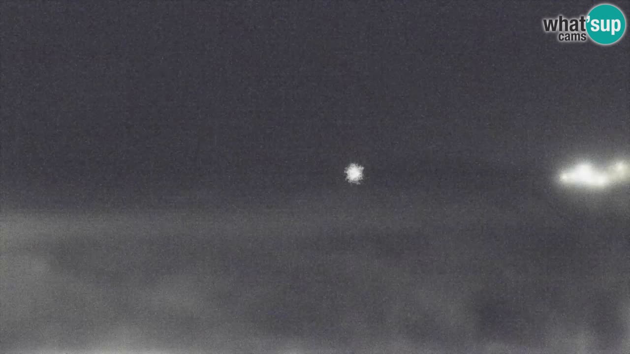 Spletna kamera Torre dei Corsari – Pogled v živo na plažo s Punta Usai