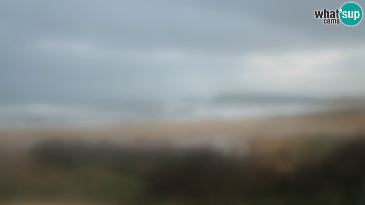 Spletna kamera Torre dei Corsari – Pogled v živo na plažo s Punta Usai