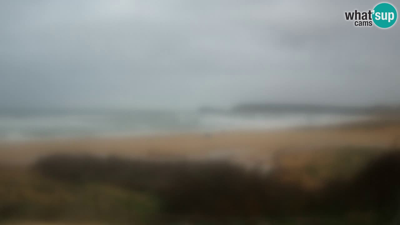 Spletna kamera Torre dei Corsari – Pogled v živo na plažo s Punta Usai