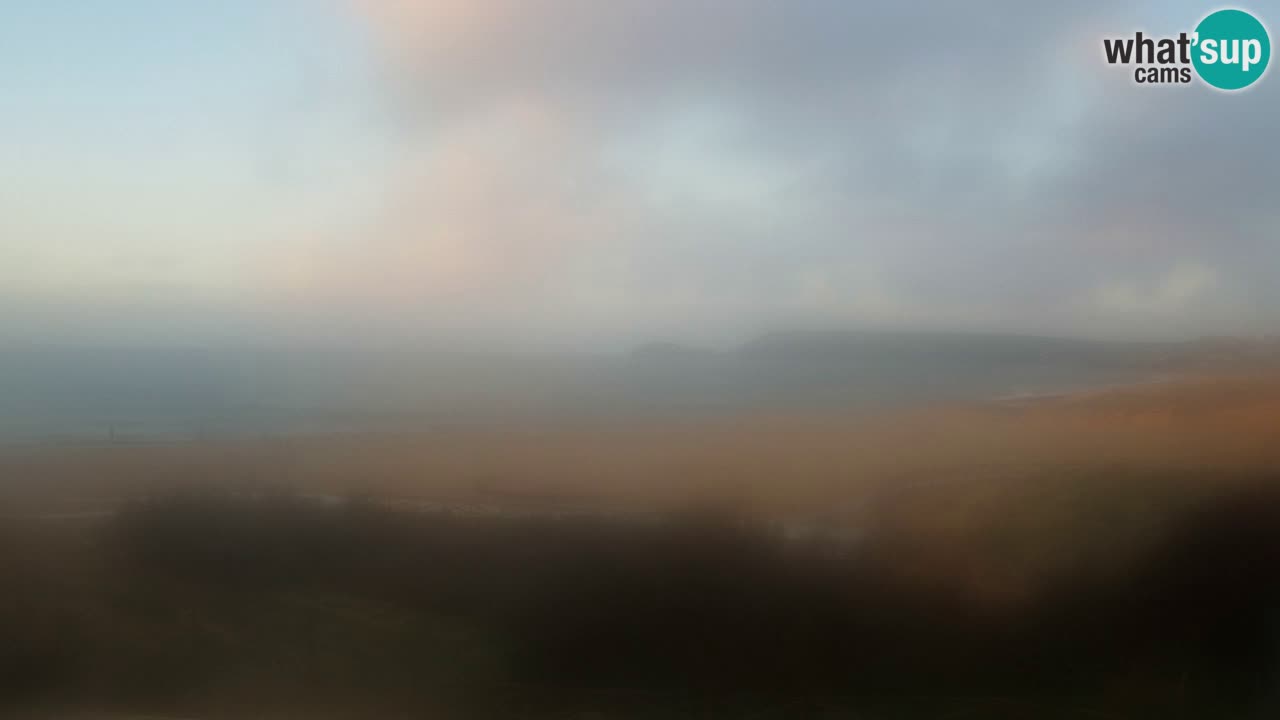 Webcam Torre dei Corsari – Vista live sulla spiaggia da Punta Usai