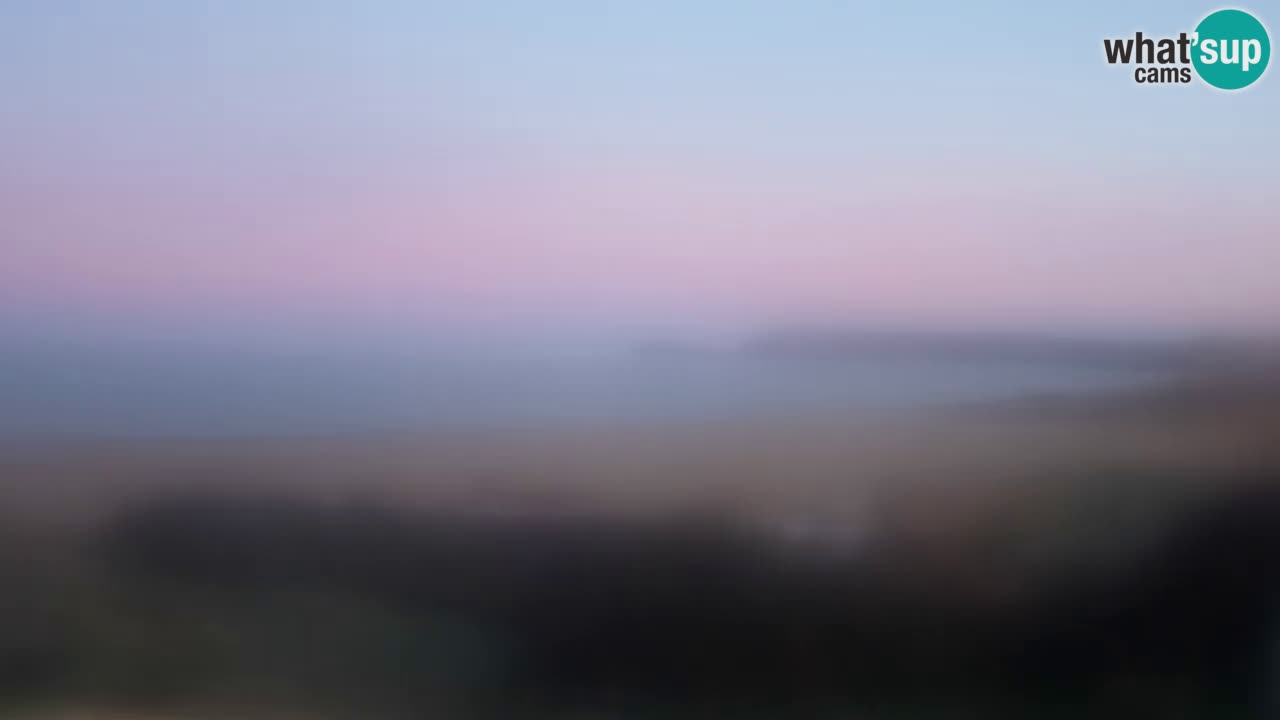 Spletna kamera Torre dei Corsari – Pogled v živo na plažo s Punta Usai