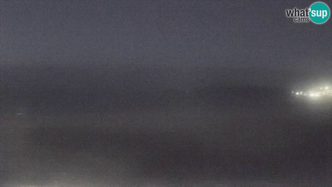 Spletna kamera Torre dei Corsari – Pogled v živo na plažo s Punta Usai