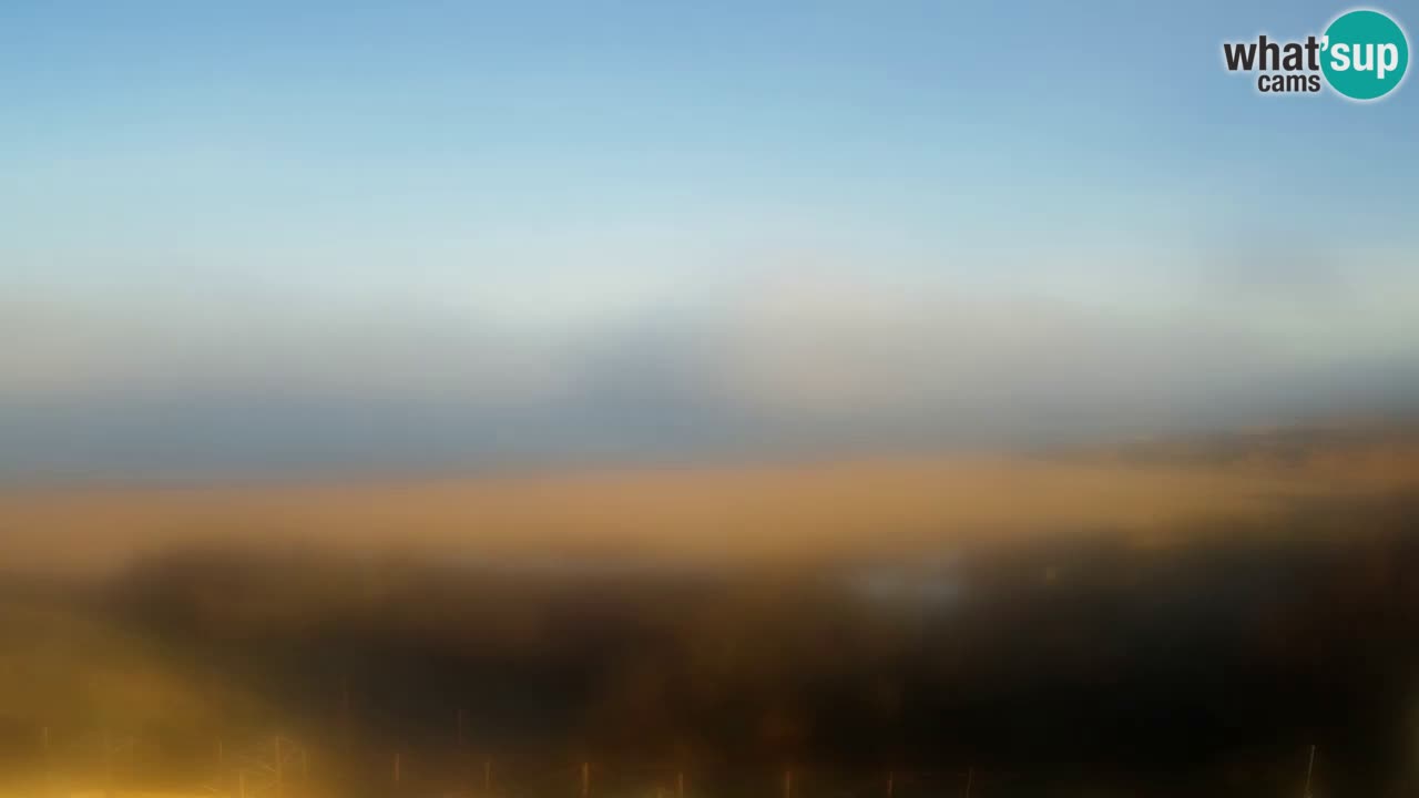 Webcam Torre dei Corsari – Vista live sulla spiaggia da Punta Usai