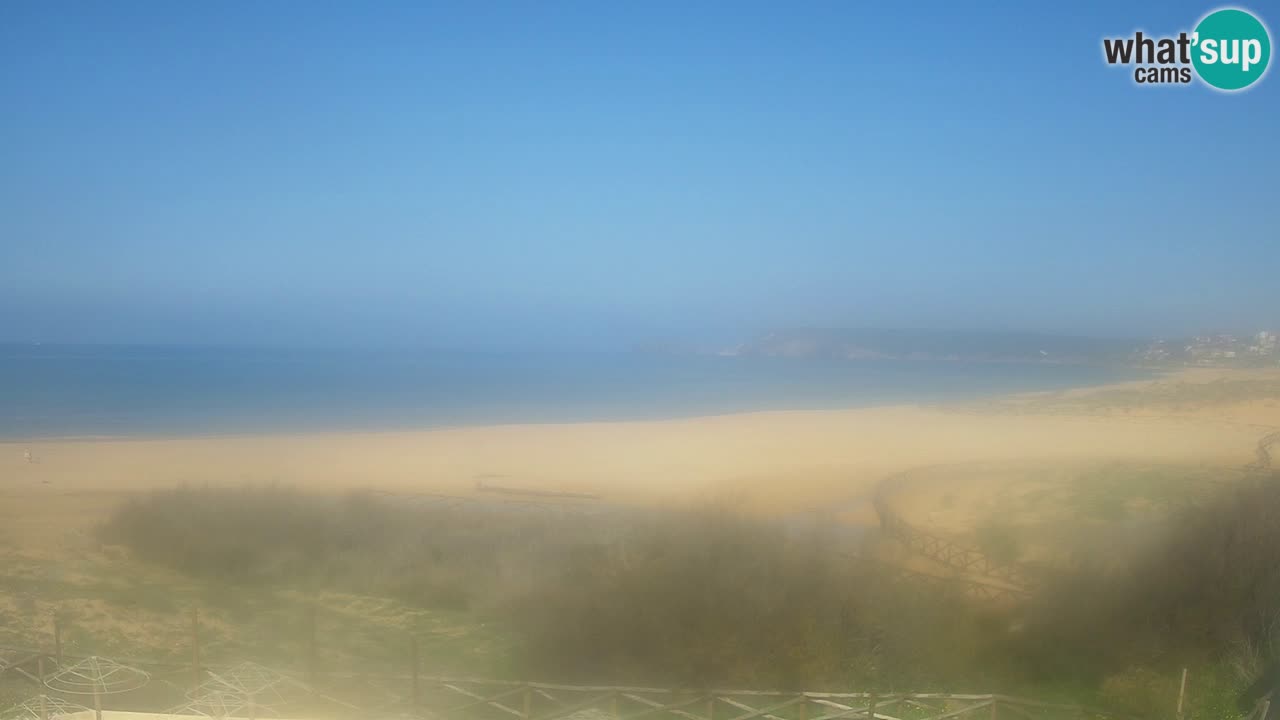 Web kamera Torre dei Corsari – Pogled uživo na plažu s Punta Usai