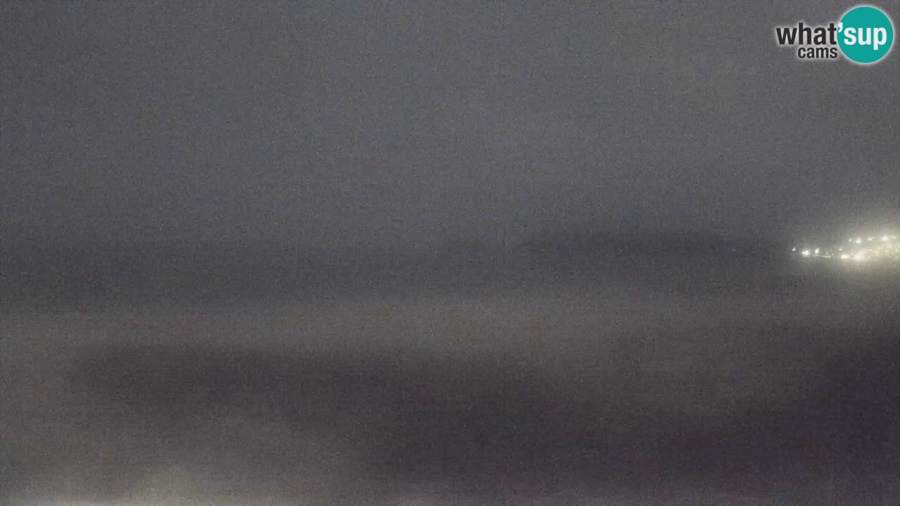 Web kamera Torre dei Corsari – Pogled uživo na plažu s Punta Usai