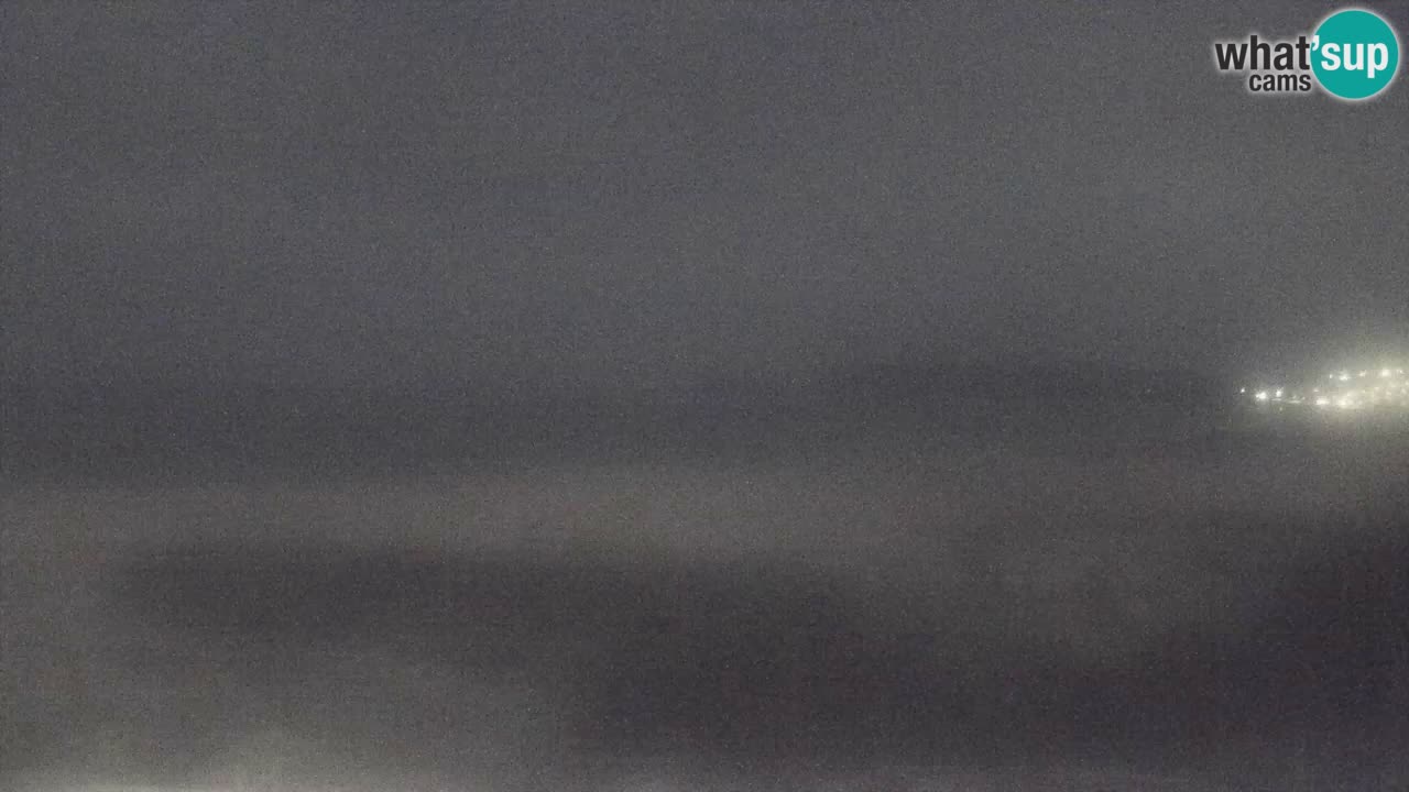 Spletna kamera Torre dei Corsari – Pogled v živo na plažo s Punta Usai