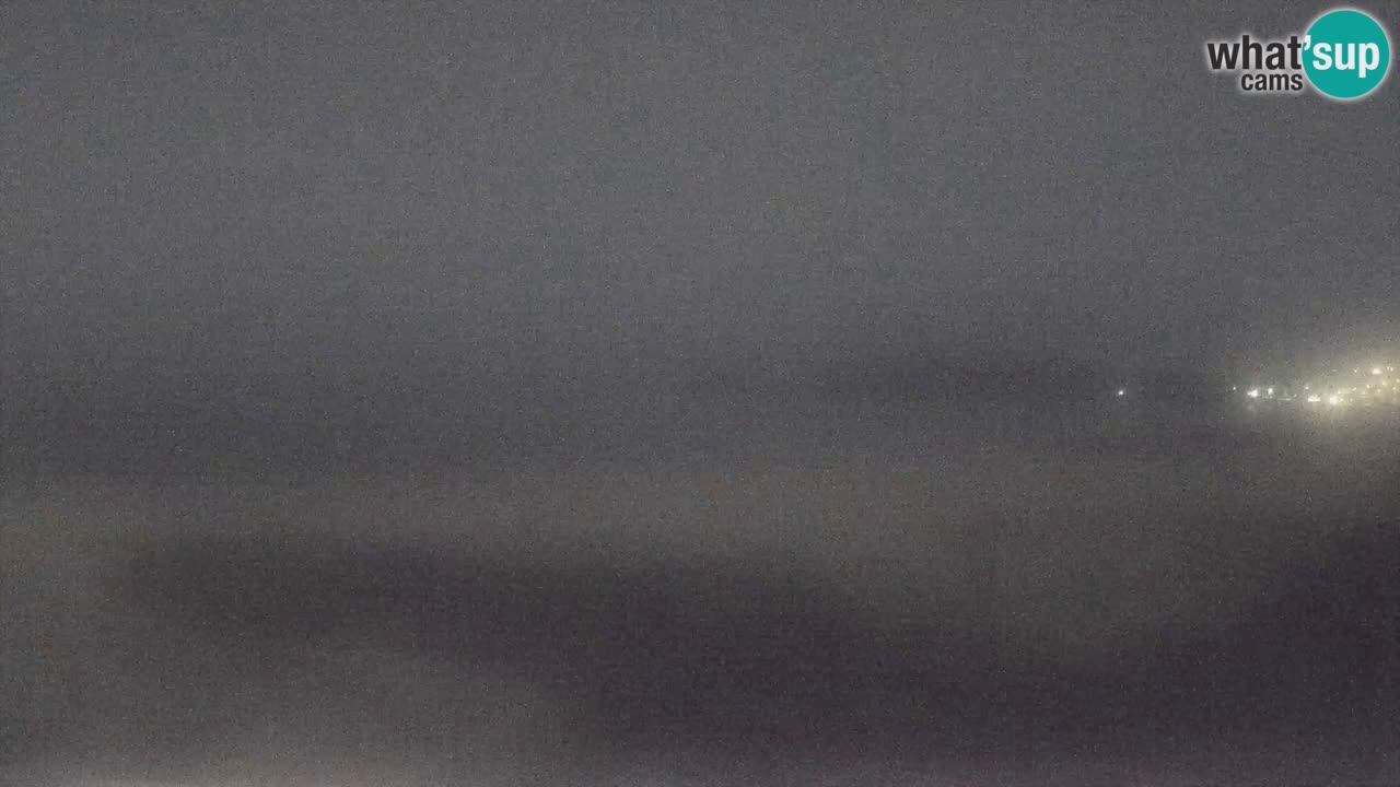 Spletna kamera Torre dei Corsari – Pogled v živo na plažo s Punta Usai