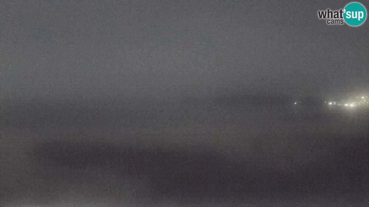 Spletna kamera Torre dei Corsari – Pogled v živo na plažo s Punta Usai