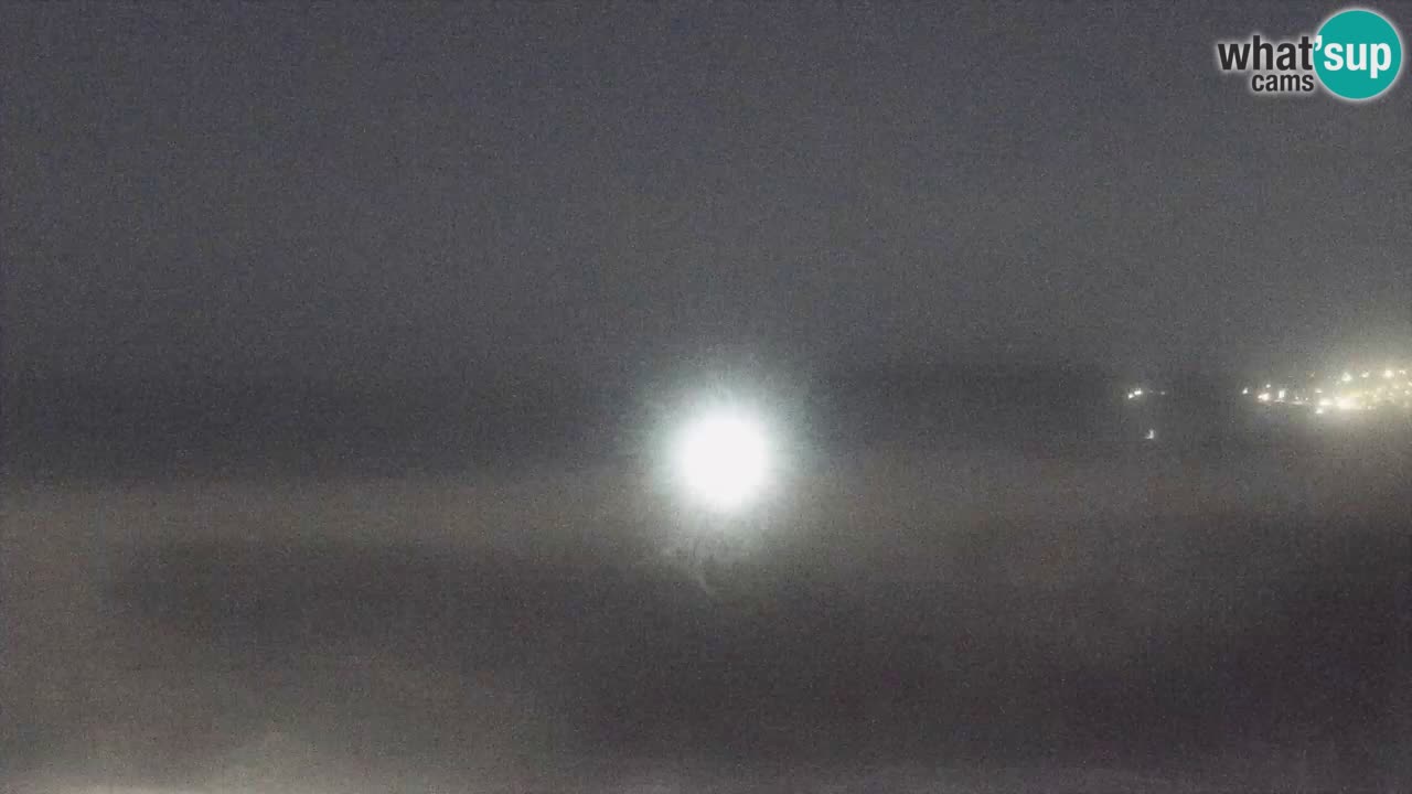 Web kamera Torre dei Corsari – Pogled uživo na plažu s Punta Usai