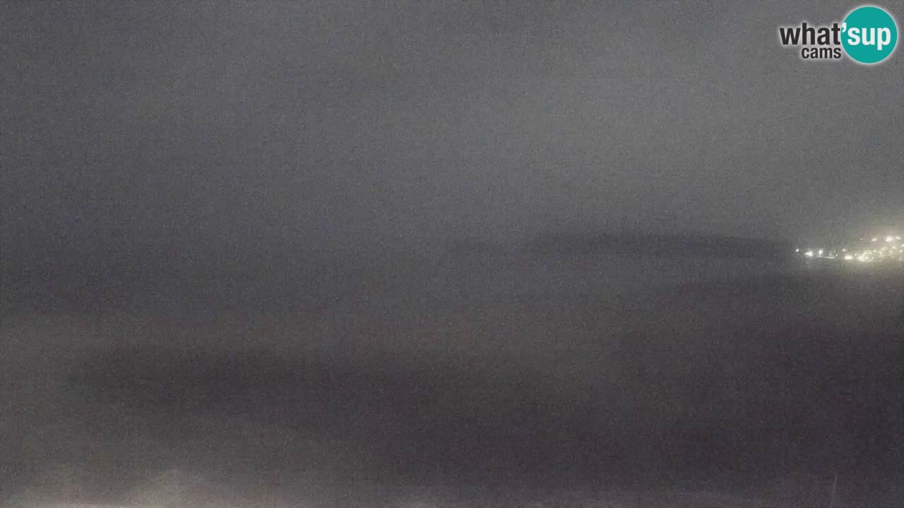 Web kamera Torre dei Corsari – Pogled uživo na plažu s Punta Usai