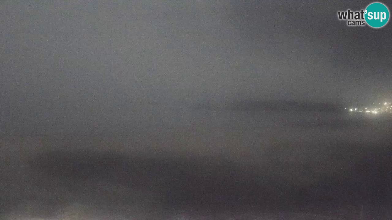 Web kamera Torre dei Corsari – Pogled uživo na plažu s Punta Usai