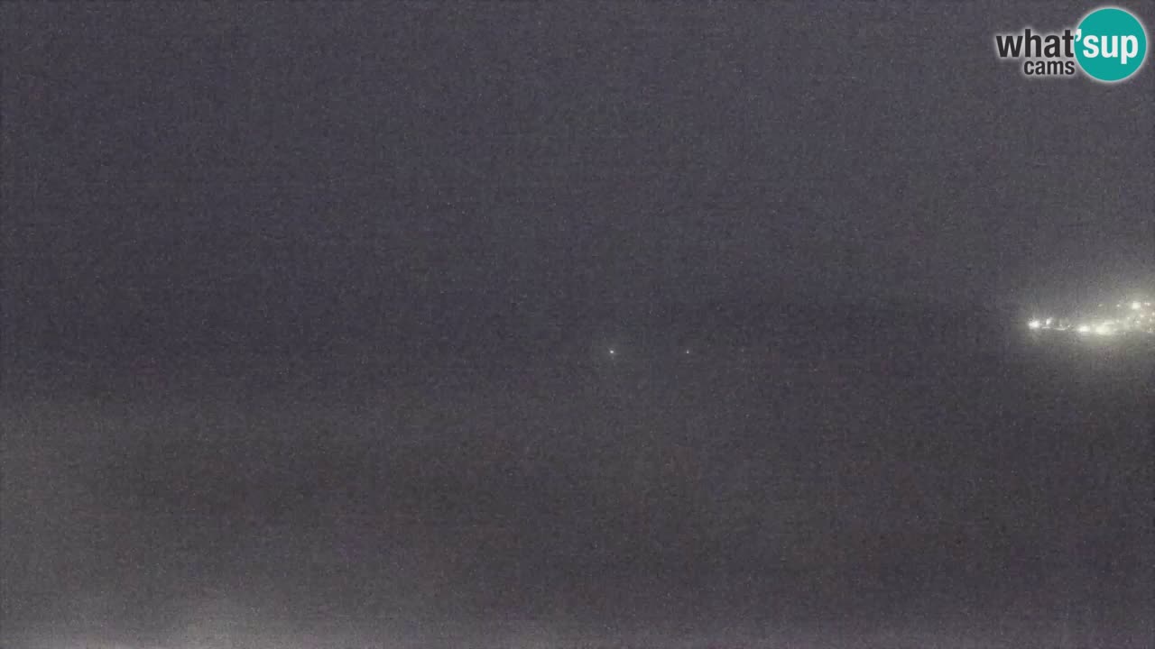 Web kamera Torre dei Corsari – Pogled uživo na plažu s Punta Usai