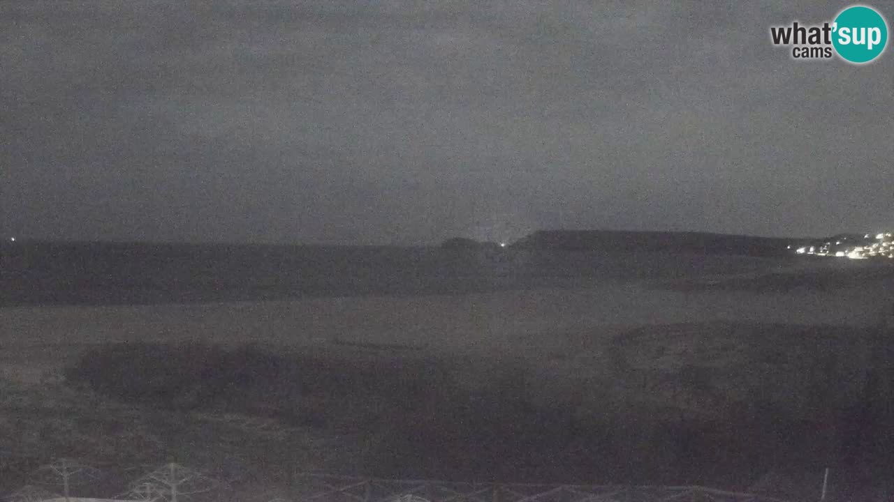 Webcam Torre dei Corsari – Vue en direct sur la plage depuis Punta Usai