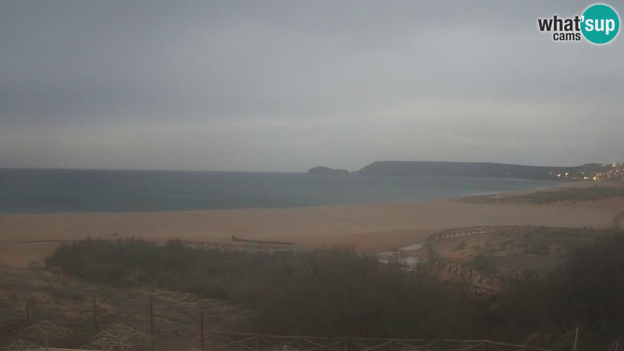 Spletna kamera Torre dei Corsari – Pogled v živo na plažo s Punta Usai