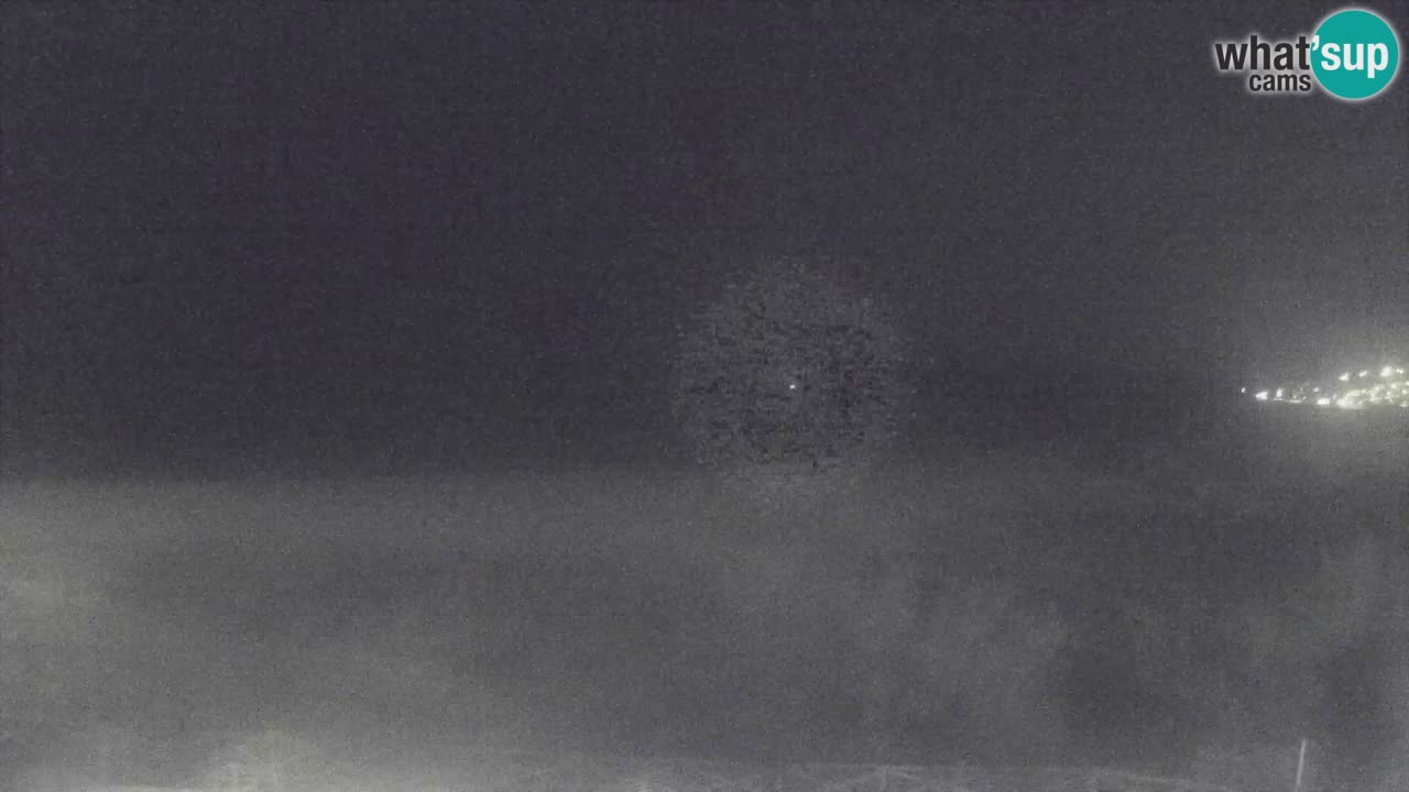 Spletna kamera Torre dei Corsari – Pogled v živo na plažo s Punta Usai