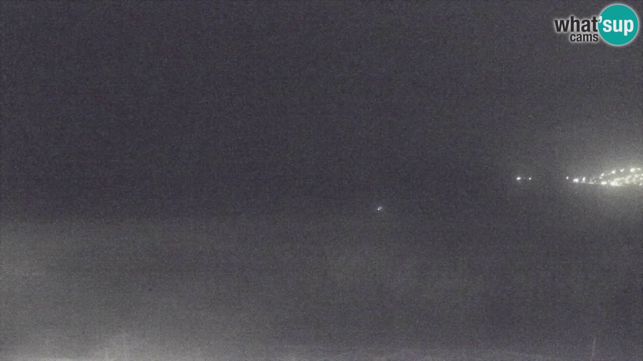 Spletna kamera Torre dei Corsari – Pogled v živo na plažo s Punta Usai