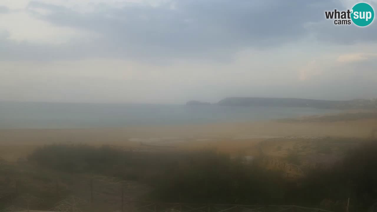 Spletna kamera Torre dei Corsari – Pogled v živo na plažo s Punta Usai