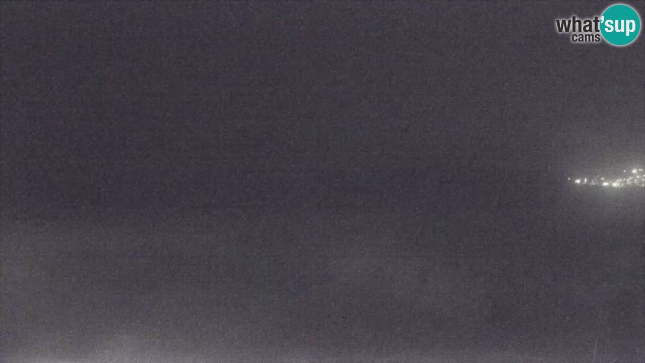 Spletna kamera Torre dei Corsari – Pogled v živo na plažo s Punta Usai