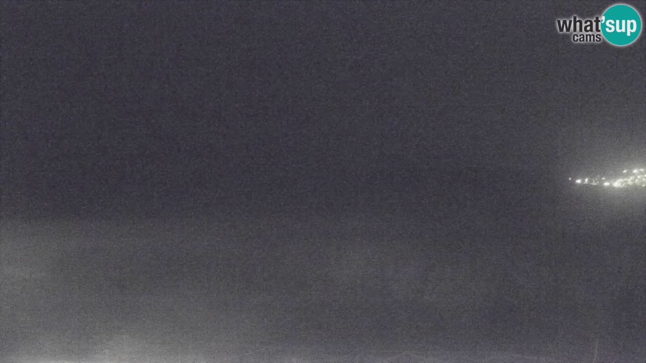 Spletna kamera Torre dei Corsari – Pogled v živo na plažo s Punta Usai