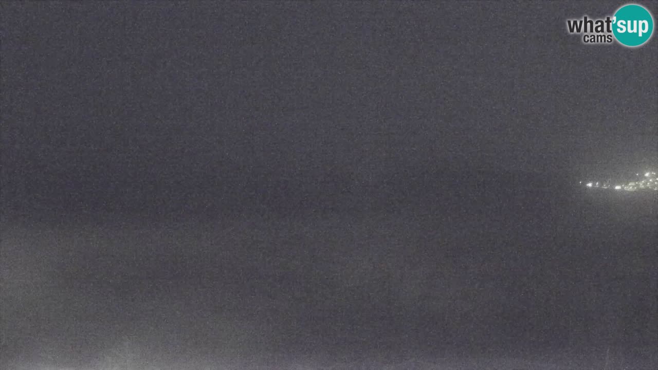 Spletna kamera Torre dei Corsari – Pogled v živo na plažo s Punta Usai