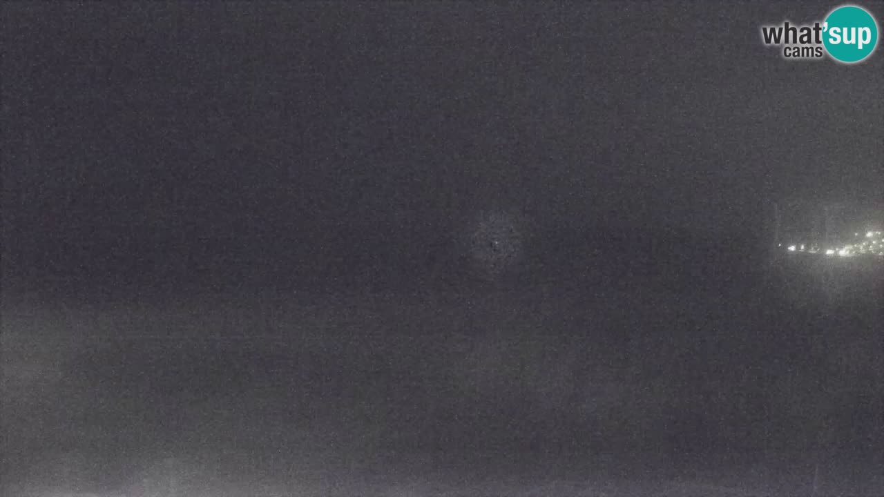 Spletna kamera Torre dei Corsari – Pogled v živo na plažo s Punta Usai