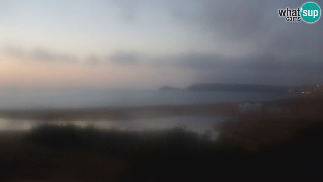 Spletna kamera Torre dei Corsari – Pogled v živo na plažo s Punta Usai