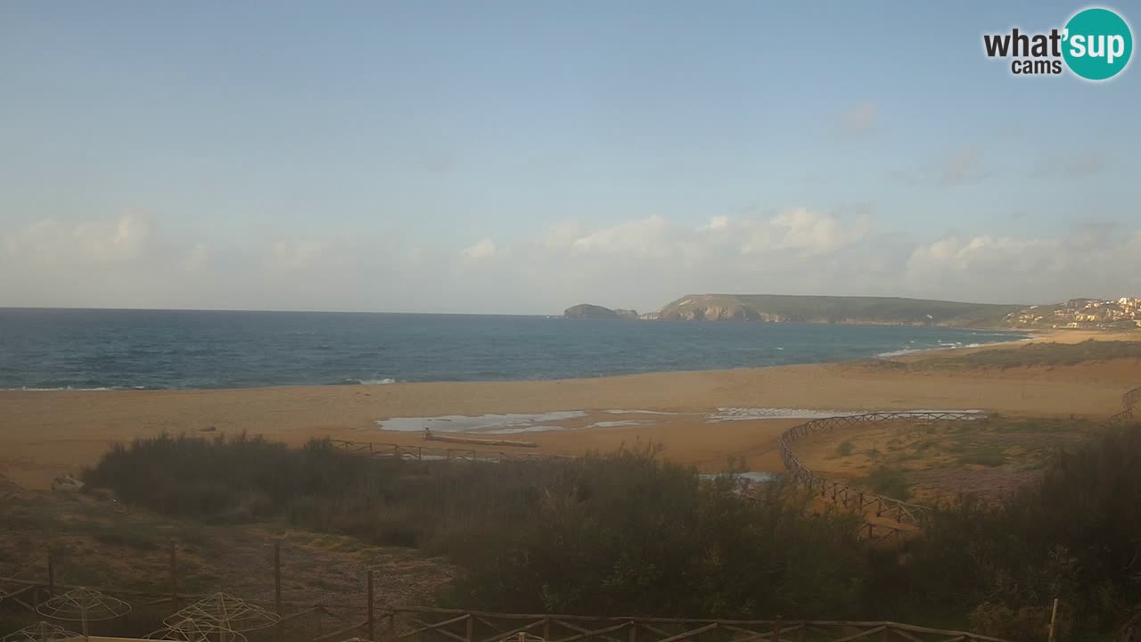 Spletna kamera Torre dei Corsari – Pogled v živo na plažo s Punta Usai