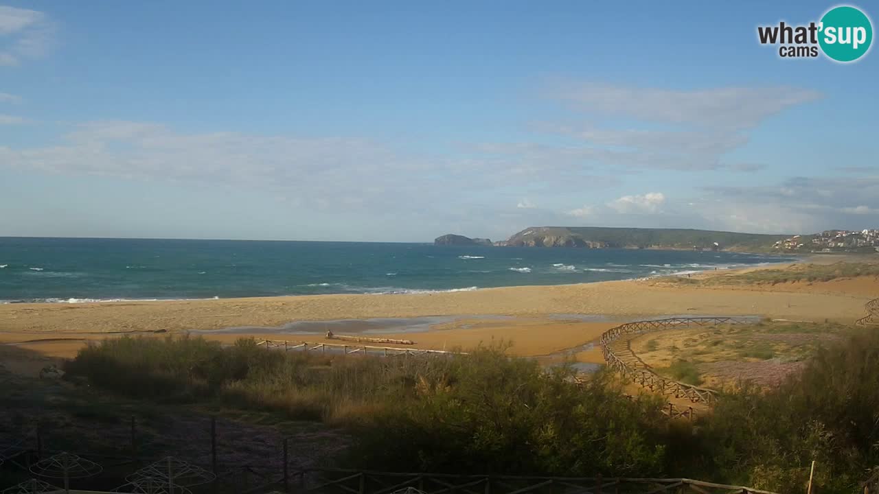 Spletna kamera Torre dei Corsari – Pogled v živo na plažo s Punta Usai