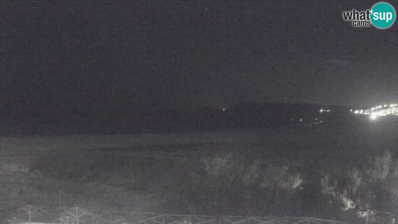 Spletna kamera Torre dei Corsari – Pogled v živo na plažo s Punta Usai