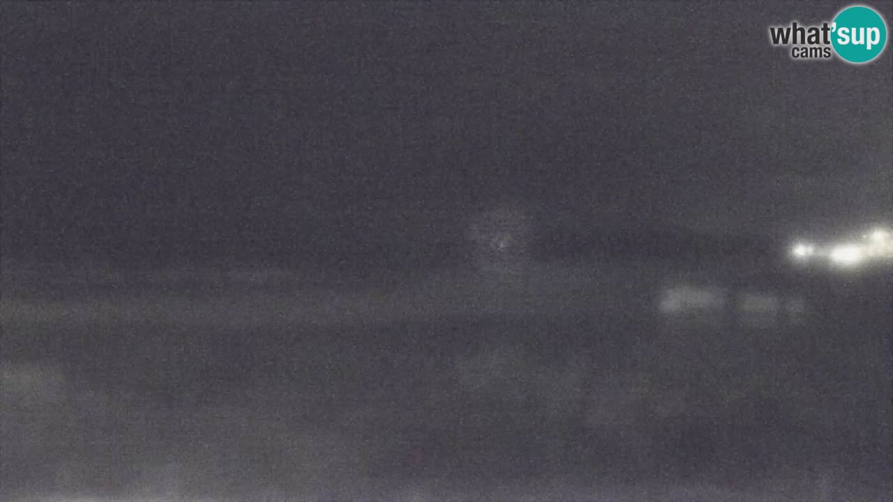 Web kamera Torre dei Corsari – Pogled uživo na plažu s Punta Usai