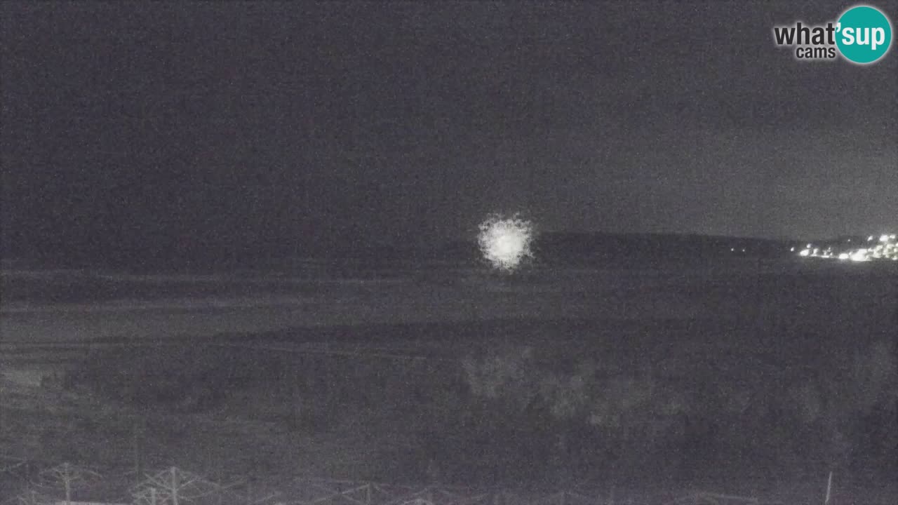 Web kamera Torre dei Corsari – Pogled uživo na plažu s Punta Usai