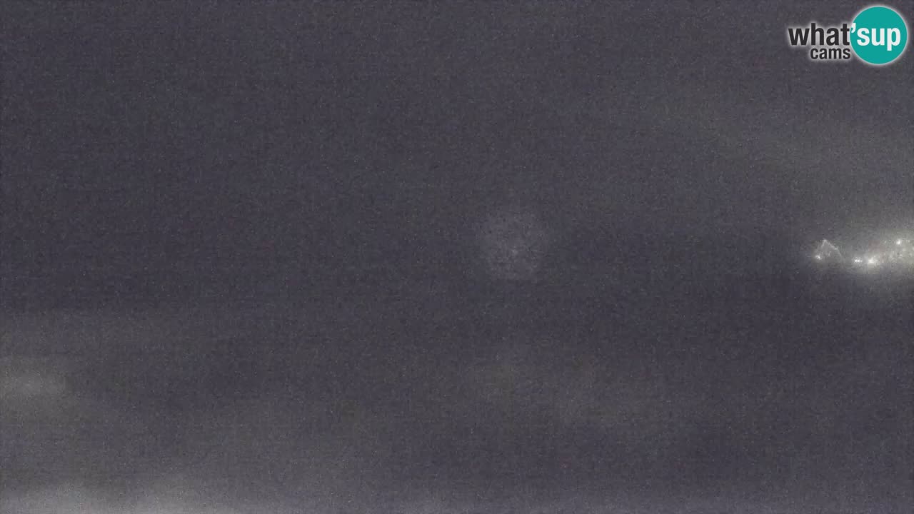 Web kamera Torre dei Corsari – Pogled uživo na plažu s Punta Usai