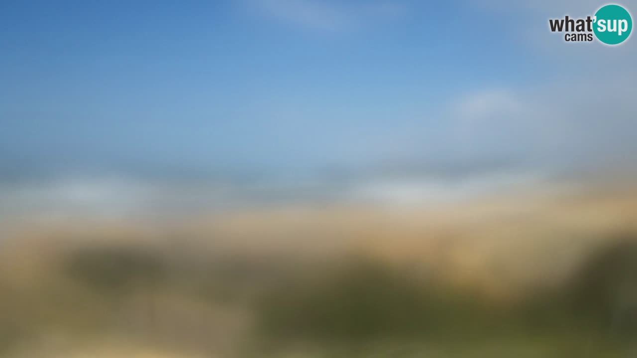 Spletna kamera Torre dei Corsari – Pogled v živo na plažo s Punta Usai