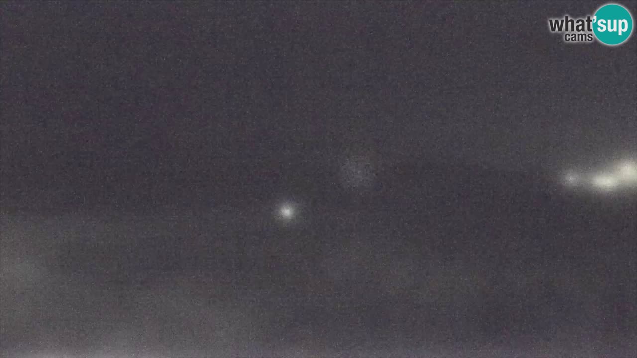 Spletna kamera Torre dei Corsari – Pogled v živo na plažo s Punta Usai