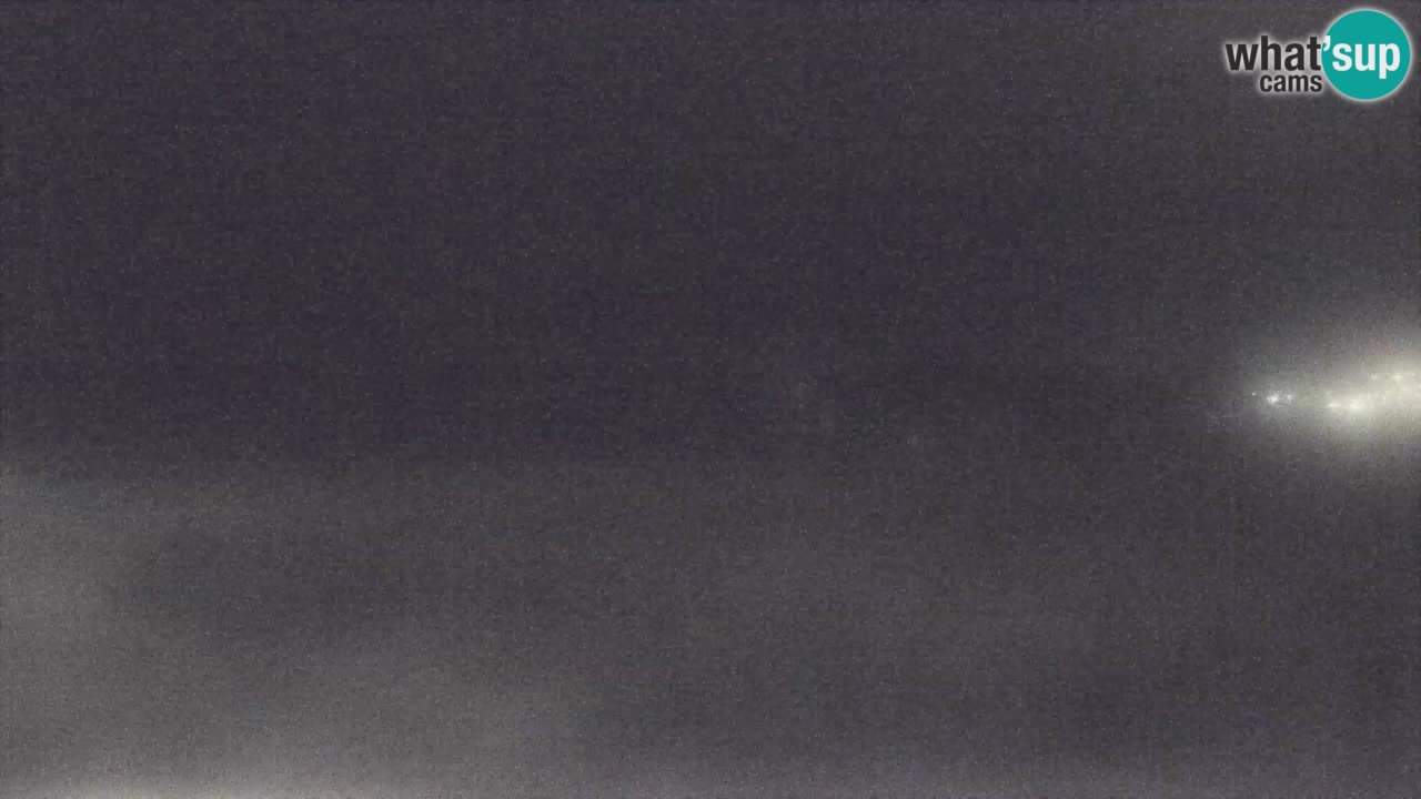 Web kamera Torre dei Corsari – Pogled uživo na plažu s Punta Usai